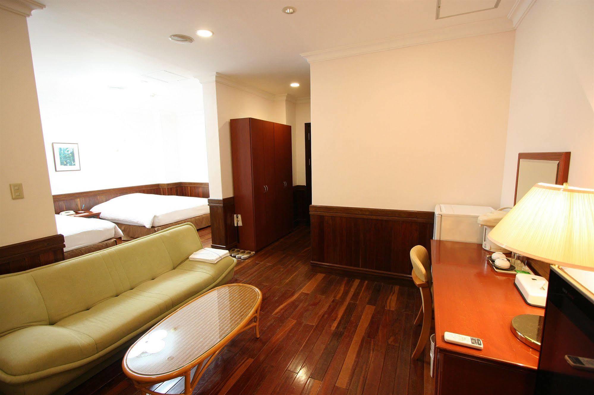 Ada Garden Hotel Okinawa Kunigami Eksteriør billede