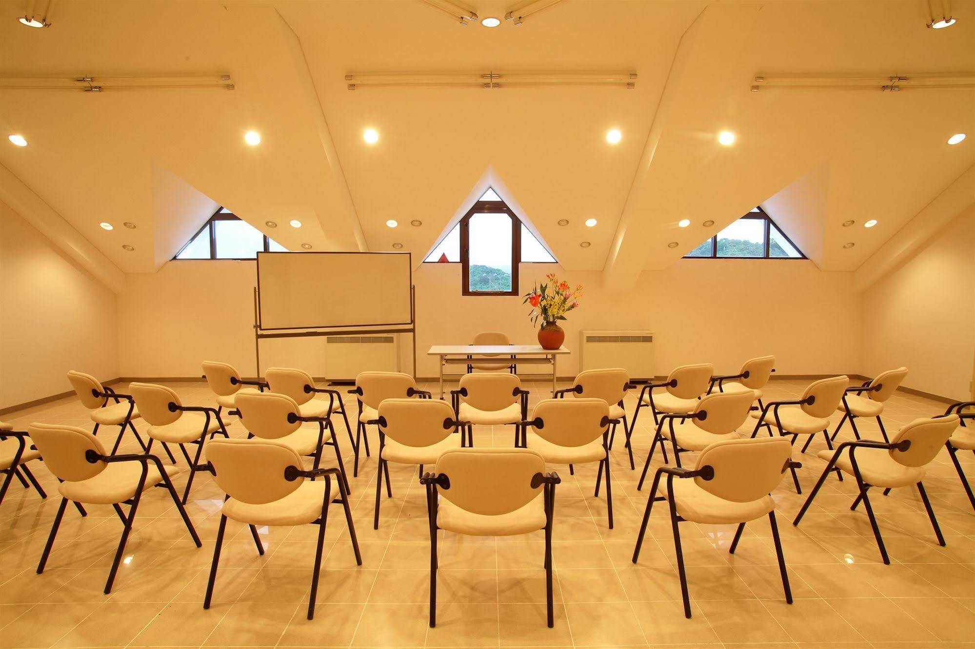 Ada Garden Hotel Okinawa Kunigami Eksteriør billede
